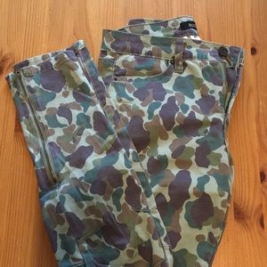 BDG Camo Jeans